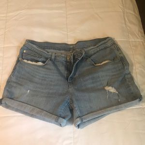 Levi Denim distresses shorts